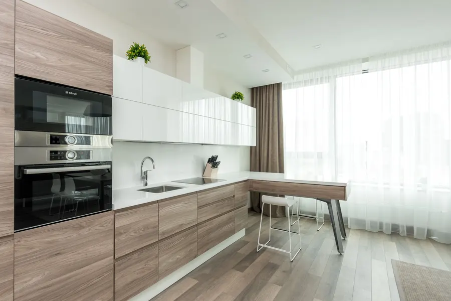 Warm oak kitchen with an island — main photo